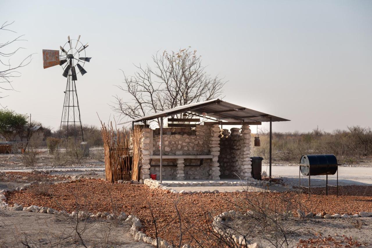 Etosha Trading Post Campsite Okaukuejo Eksteriør bilde